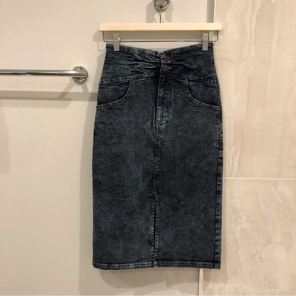 VIVIENNE TAM Denim Midi Skirt